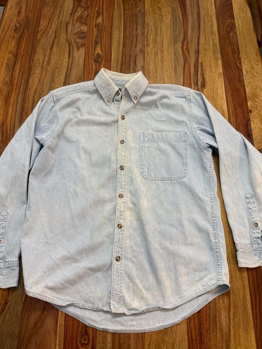 AZ Sport Light Wash Denim Button Down Shirt Size M